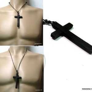 Collier homme avec croix en bois grande taille cordon cuir