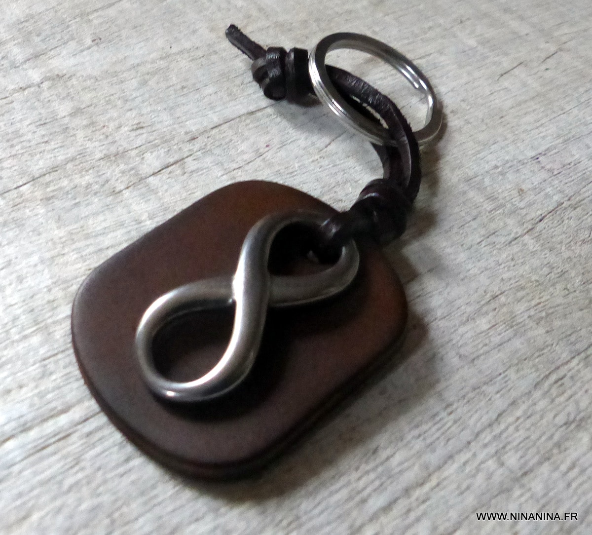 Porte clé infiniti pour homme cuir et Acier inoxydable – Image 7